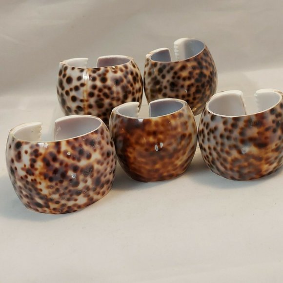 Vintage Lot 5 Spotted TIGER COWRIE Sea Shell Napkin Rings Holders - Picture 7 of 8